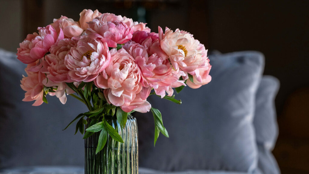 wedding flowers cost